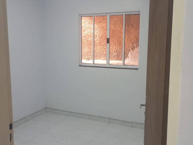 #2 - Apartamento para Venda em Valparaíso de Goiás - GO - 3